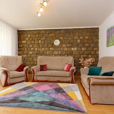 Apartament Lily By Interhome *